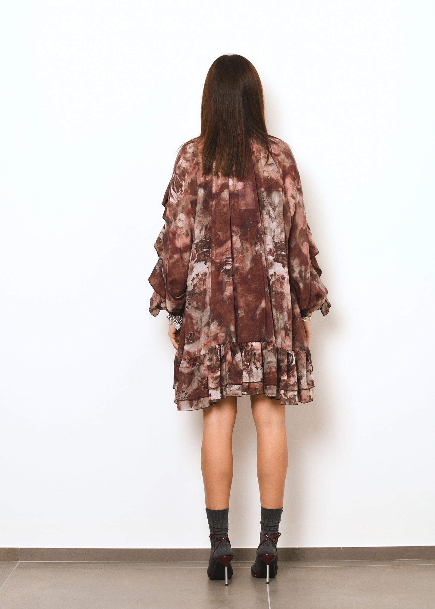 ABITO CORTO CON ROUCHES