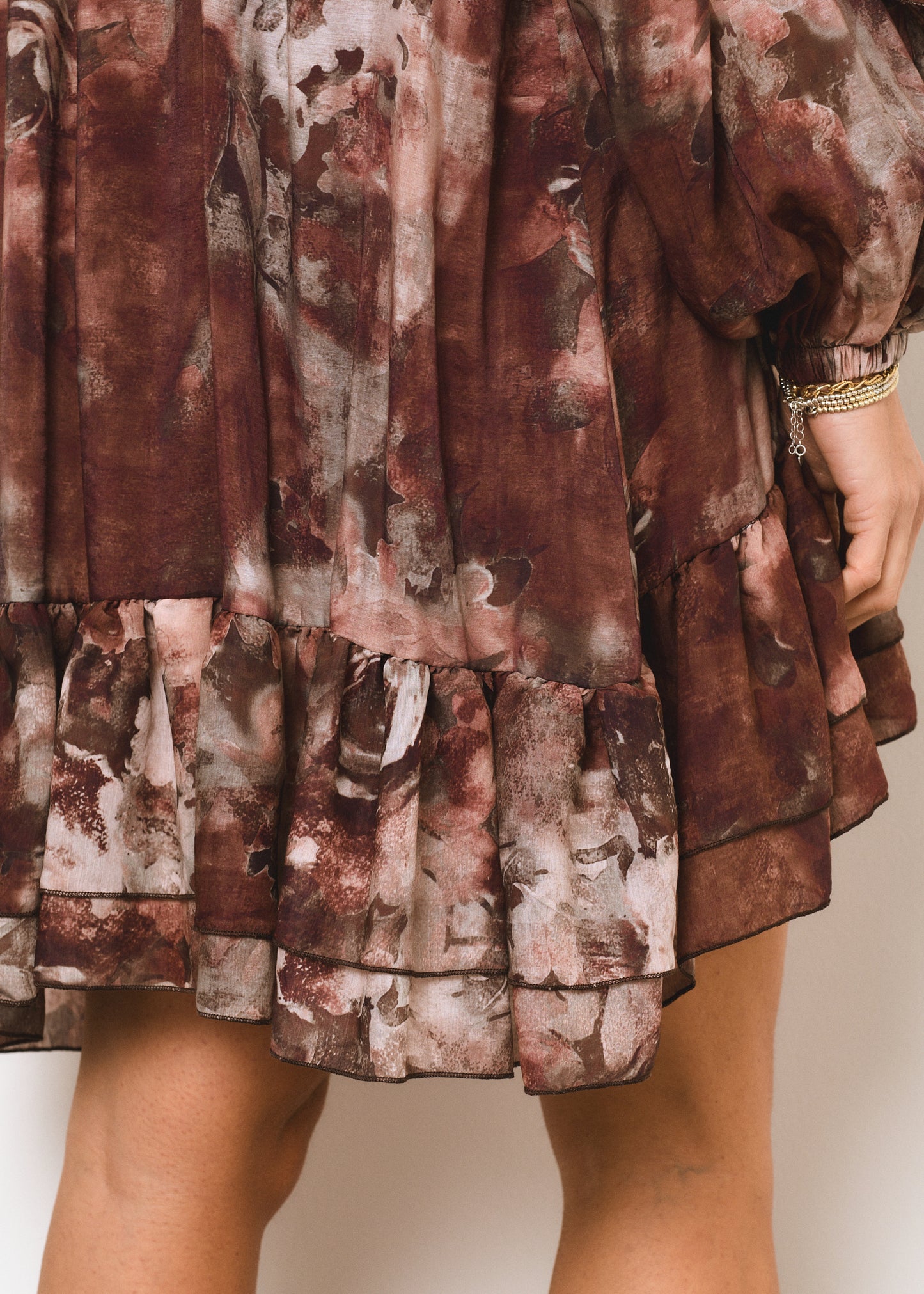 ABITO CORTO CON ROUCHES