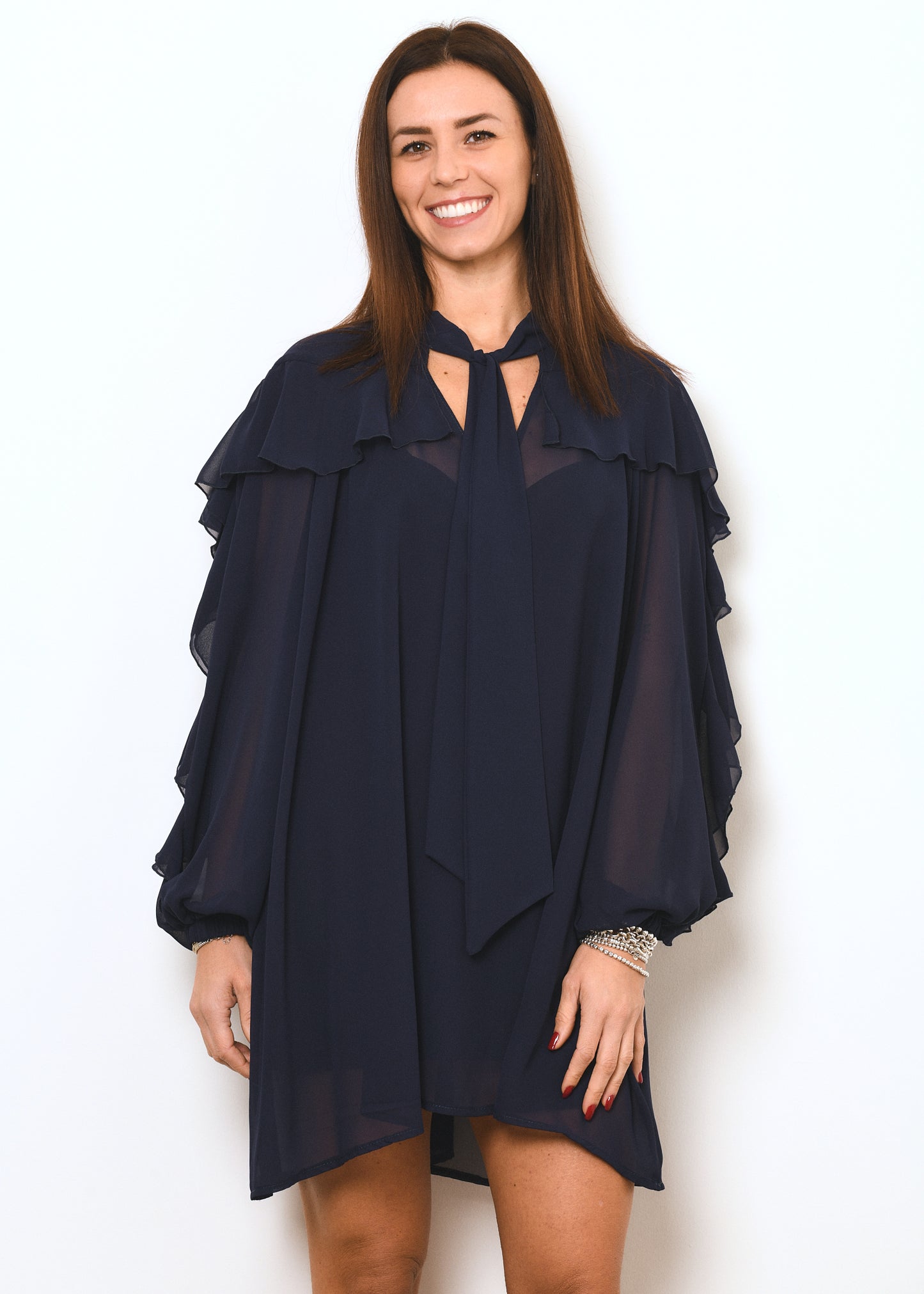 ABITO CON ROUCHES E VOLANT IN CHIFFON